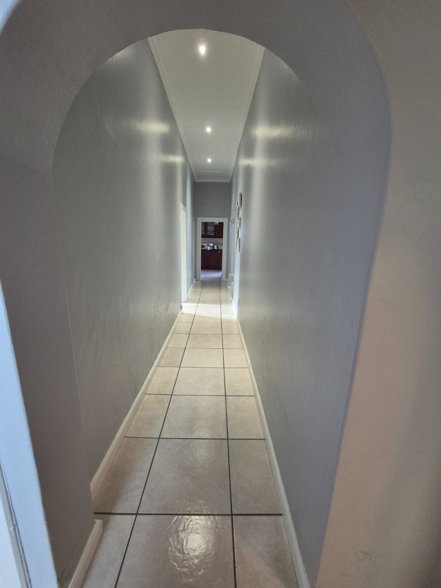 4 Bedroom Property for Sale in Bethlehem Free State